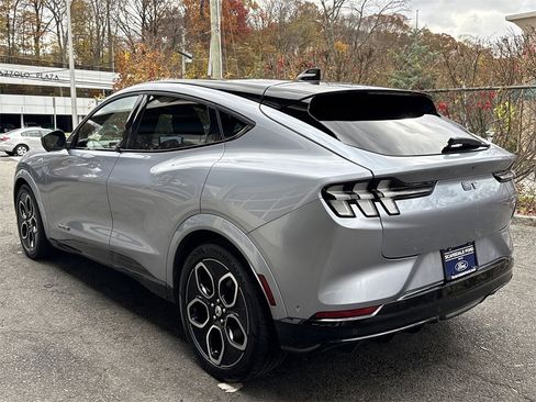 Used 2022 Ford Mustang Mach-E GT image 6