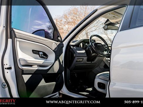 Used 2016 Land Rover Range Rover Evoque HSE image 15