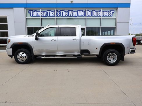 Used 2022 GMC Sierra 3500 Denali AWD/4WD image 7