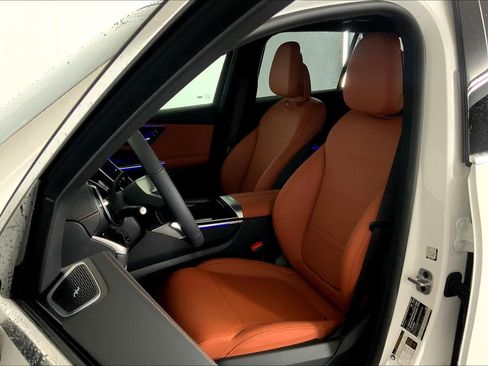 New 2025 Mercedes-Benz GLC 300 4MATIC image 14