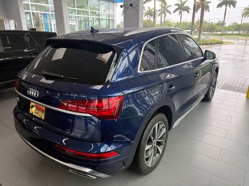 Used 2022 Audi Q5 2.0T Premium w/ Convenience Package AWD/4WD image 3