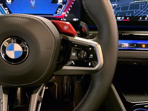 Used 2026 BMW M5 w/ Carbon Package image 23