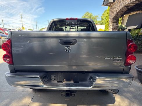 Used 2007 Dodge Ram 2500 Truck SLT AWD/4WD image 3