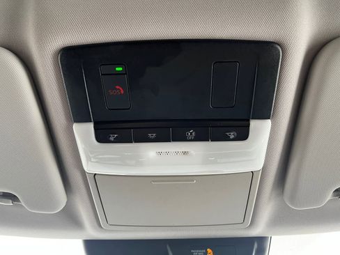 Used 2024 Mitsubishi Outlander ES image 23