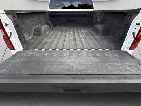 Used 2024 Chevrolet Silverado 2500 LT image 28
