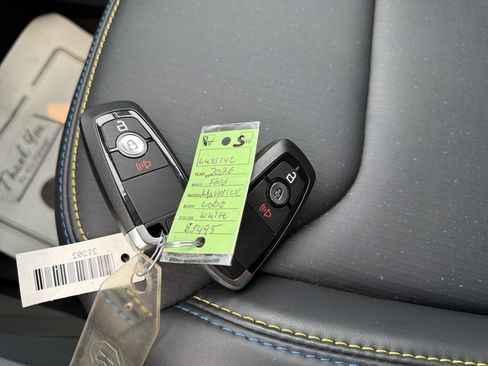 Used 2026 Ford Maverick Lobo AWD/4WD image 32