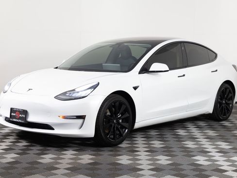 Used 2018 Tesla Model 3 Long Range RWD image 1