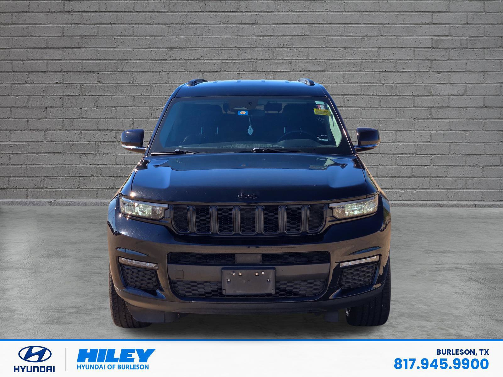Used 2022 Jeep Grand Cherokee L Limited w/ Black Appearance Package RWD image 6