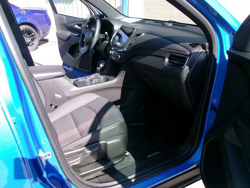 Used 2024 Chevrolet Equinox RS image 9