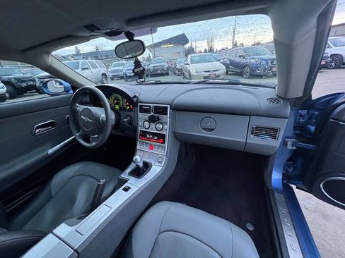 Used 2005 Chrysler Crossfire Limited image 16