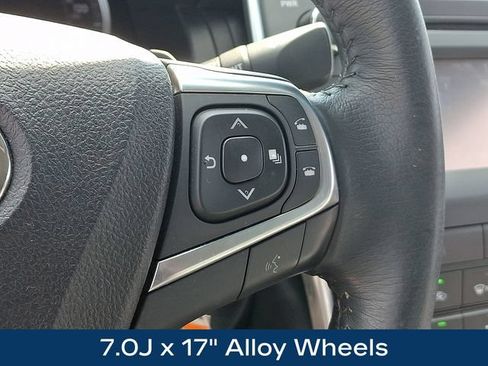 Used 2017 Toyota Camry SE FWD image 8