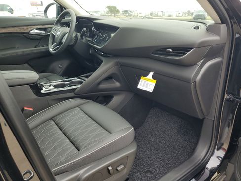 Used 2023 Buick Envision Avenir image 9