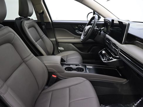 New 2026 Lincoln Corsair Reserve w/ Jet Appearance Package AWD/4WD image 16