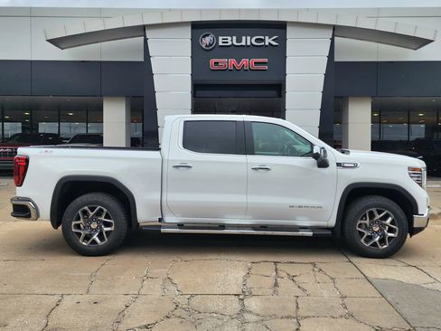 New 2026 GMC Sierra 1500 SLT w/ SLT Premium Plus Package AWD/4WD image 3