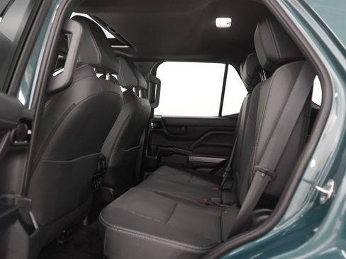 Used 2025 Toyota 4Runner TRD Off-Road Premium w/ Tow Technology Package AWD/4WD image 18