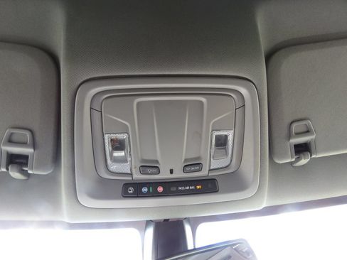 Used 2021 GMC Sierra 1500 Elevation AWD/4WD image 25