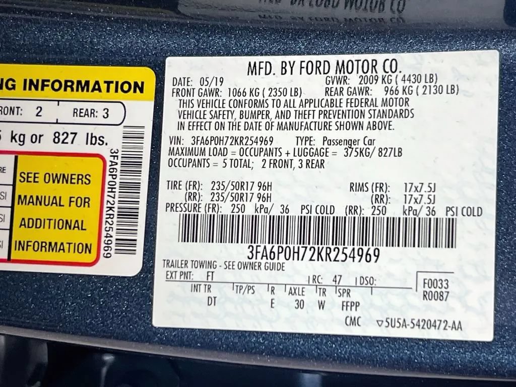 Used 2019 Ford Fusion SE FWD image 31