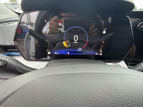 New 2026 Chevrolet Trax LT w/ Driver Confidence Package FWD image 24