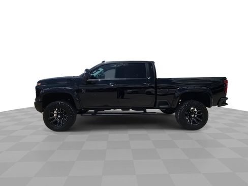 Used 2025 Chevrolet Silverado 2500 LTZ w/ Trail Boss Package AWD/4WD image 5