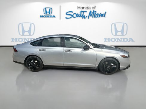 Certified 2025 Honda Accord Sport image 8