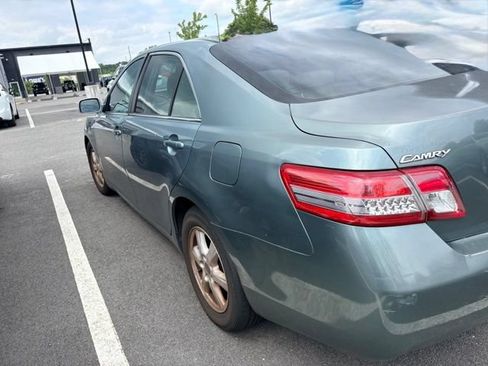 Used 2010 Toyota Camry FWD image 2