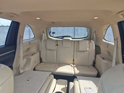 Used 2016 Toyota Highlander Limited AWD/4WD image 12