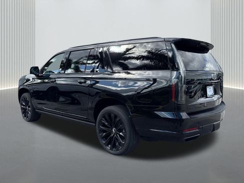 New 2026 Cadillac Escalade ESV Platinum Sport w/ LPO, ONYX Package image 7