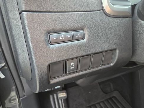 Used 2019 Nissan Murano SV w/ Premium Package image 15