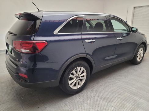Used 2019 Kia Sorento FWD image 9