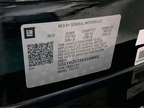 Used 2019 Chevrolet Corvette Stingray Coupe w/ Carbon Flash Badge Package image 32