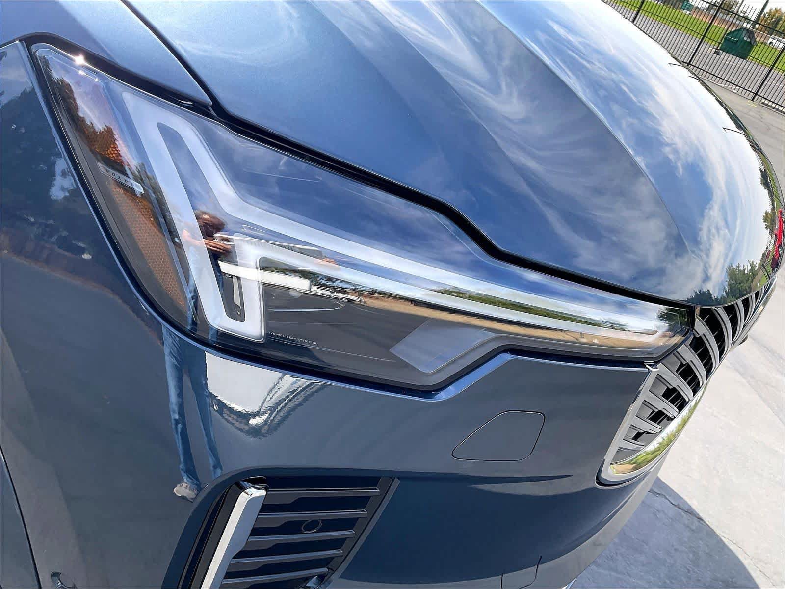 New 2027 Volvo XC90 B5 Plus AWD/4WD image 33