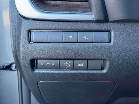 Certified 2026 Nissan Rogue Platinum w/ Platinum Premium Package image 20