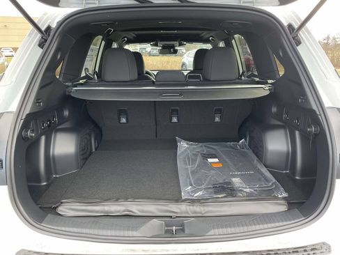 Certified 2026 Subaru Forester Premium w/ Base/Premium Plus Package AWD/4WD image 28