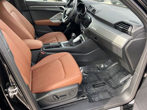 Certified 2025 Audi Q3 2.0T Premium Plus w/ Premium Plus Package AWD/4WD image 13
