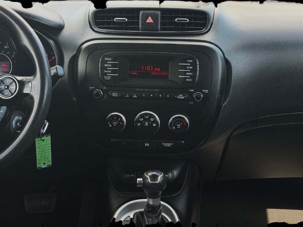 Used 2016 Kia Soul FWD image 16