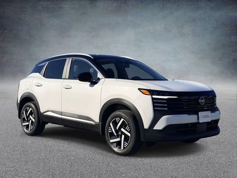 New 2026 Nissan Kicks SV FWD image 1