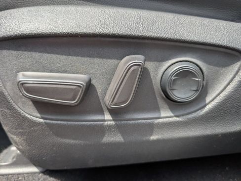 Used 2021 Toyota Highlander XSE AWD/4WD image 15
