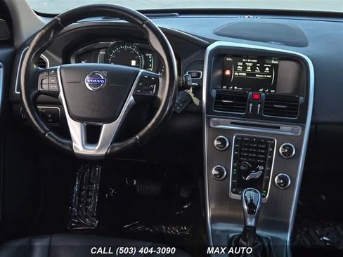 Used 2015 Volvo XC60 T5 Platinum image 26