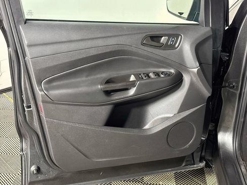 Used 2018 Ford Escape S FWD image 10