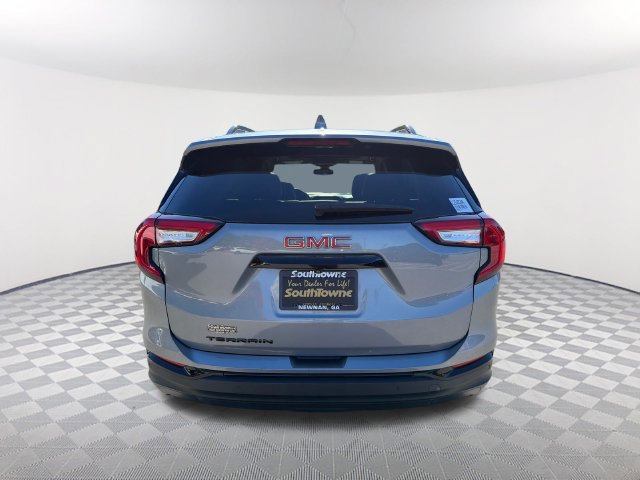Used 2023 GMC Terrain SLT w/ Infotainment Package II FWD image 6
