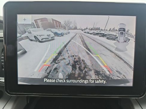 Used 2021 Ford Explorer XLT w/ Equipment Group 202A image 25