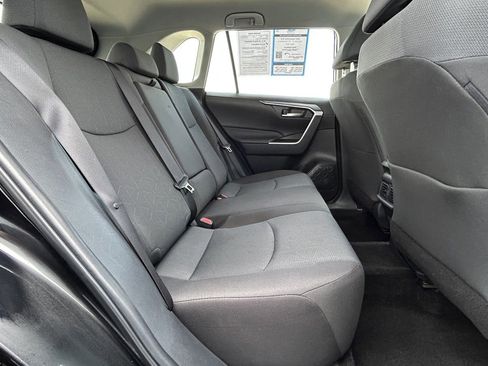 Used 2025 Toyota RAV4 XLE FWD image 17