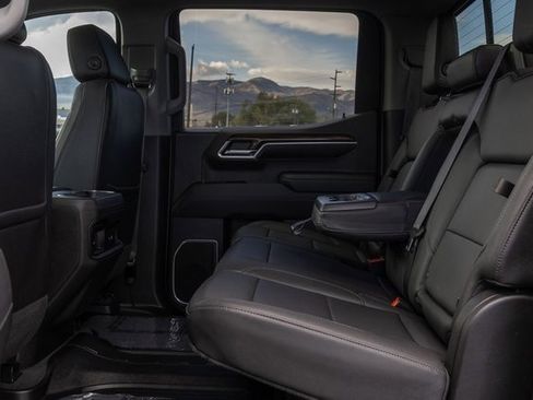 Certified 2022 Chevrolet Silverado 1500 RST image 8