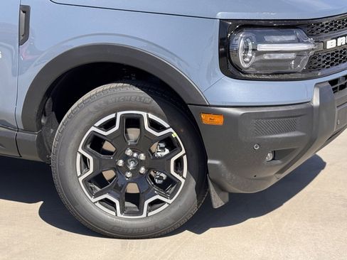 New 2025 Ford Bronco Sport Outer Banks w/ Outer Banks Tech Package+ image 4