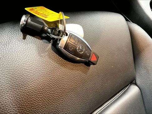 Used 2016 Mercedes-Benz GLA 250 4MATIC image 14