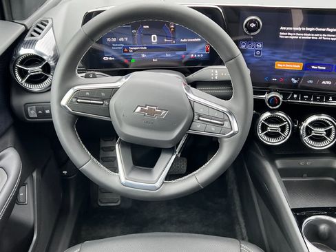 New 2026 Chevrolet Blazer EV LT image 14