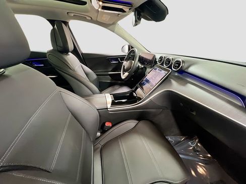 Used 2024 Mercedes-Benz C 300 4MATIC Sedan image 30