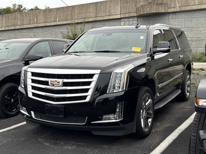 Used 2018 Cadillac Escalade ESV Premium Luxury