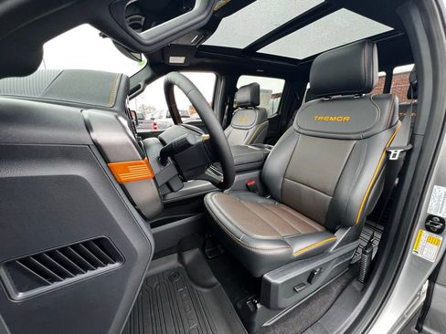 New 2025 Ford F150 Tremor w/ Equipment Group 402A High image 13