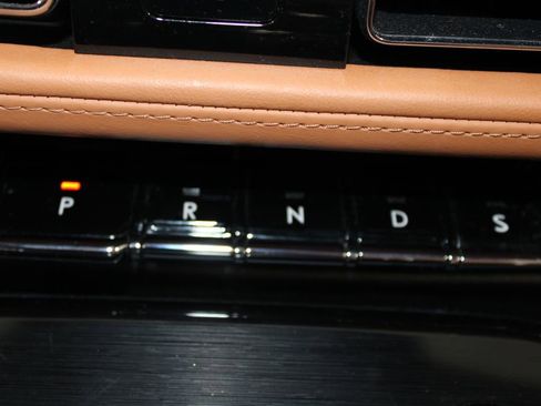 Used 2023 Lincoln Nautilus Black Label w/ Cargo Utility Package AWD/4WD image 28